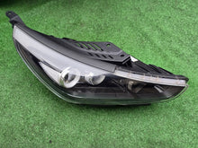 Laden Sie das Bild in den Galerie-Viewer, Frontscheinwerfer Hyundai I30 III 92102-G4XXX 92102-S0XXX Rechts Headlight SCH2726222185ur