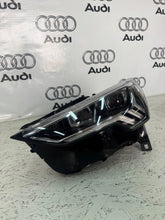 Laden Sie das Bild in den Galerie-Viewer, Frontscheinwerfer Audi Q3 83A941033 Full LED Links Scheinwerfer Headlight SCH9452977703qj