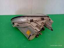 Laden Sie das Bild in den Galerie-Viewer, Frontscheinwerfer Mercedes-Benz Slk A1708202461 Rechts Scheinwerfer Headlight
