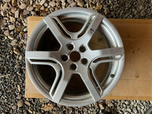Load image into Gallery viewer, 1x Alufelge 18 Zoll 8.0" 5x112 39ET Glanz Silber 8R0601025A Audi Q5 Rim Wheel FEL1707425127gj