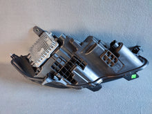 Laden Sie das Bild in den Galerie-Viewer, Frontscheinwerfer Jaguar Xe X760 LX73-13W030HB Links Scheinwerfer Headlight SCH7427361673ic
