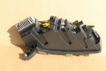 Laden Sie das Bild in den Galerie-Viewer, Frontscheinwerfer Dacia Spring 266052417R Links Scheinwerfer Headlight