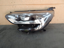 Laden Sie das Bild in den Galerie-Viewer, Frontscheinwerfer Renault Megane IV 260601197R 85122000 LED Links Headlight SCH9738723648fi