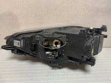 Laden Sie das Bild in den Galerie-Viewer, Frontscheinwerfer VW Sportsvan 517941034B Xenon Rechts Scheinwerfer Headlight SCH3160325918eb