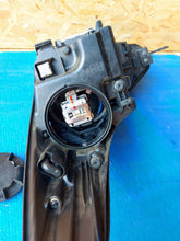 Load image into Gallery viewer, Frontscheinwerfer Kia Sportage F192102200 Xenon Rechts Scheinwerfer Headlight SCH5243297070dx