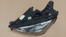 Laden Sie das Bild in den Galerie-Viewer, Frontscheinwerfer Mercedes-Benz W213 A2139062506 Full LED Links Headlight SCH7232194800wz