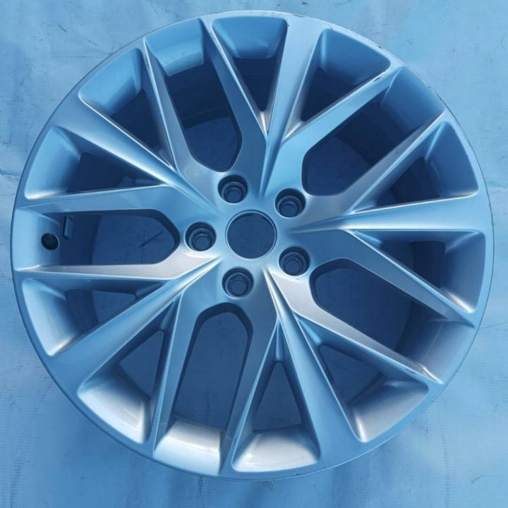 1x Alufelge 18 Zoll 8.0" 5x112 40ET Glanz Silber 5FF071498 Cupra Formentor Ateca FEL8193040466kq