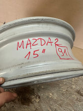Load image into Gallery viewer, 1x Alufelge 15 Zoll 5.5" 4x100 40ET Glanz Silber 9965465550 Mazda I 2 Rim Wheel FEL5464155504aq