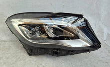 Laden Sie das Bild in den Galerie-Viewer, Frontscheinwerfer Mercedes-Benz Gla A1569067000 LED Rechts Headlight SCH3513180817mz