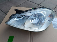 Laden Sie das Bild in den Galerie-Viewer, Frontscheinwerfer Mercedes-Benz W169 A1698205761 Links Scheinwerfer Headlight SCH4809499589tx