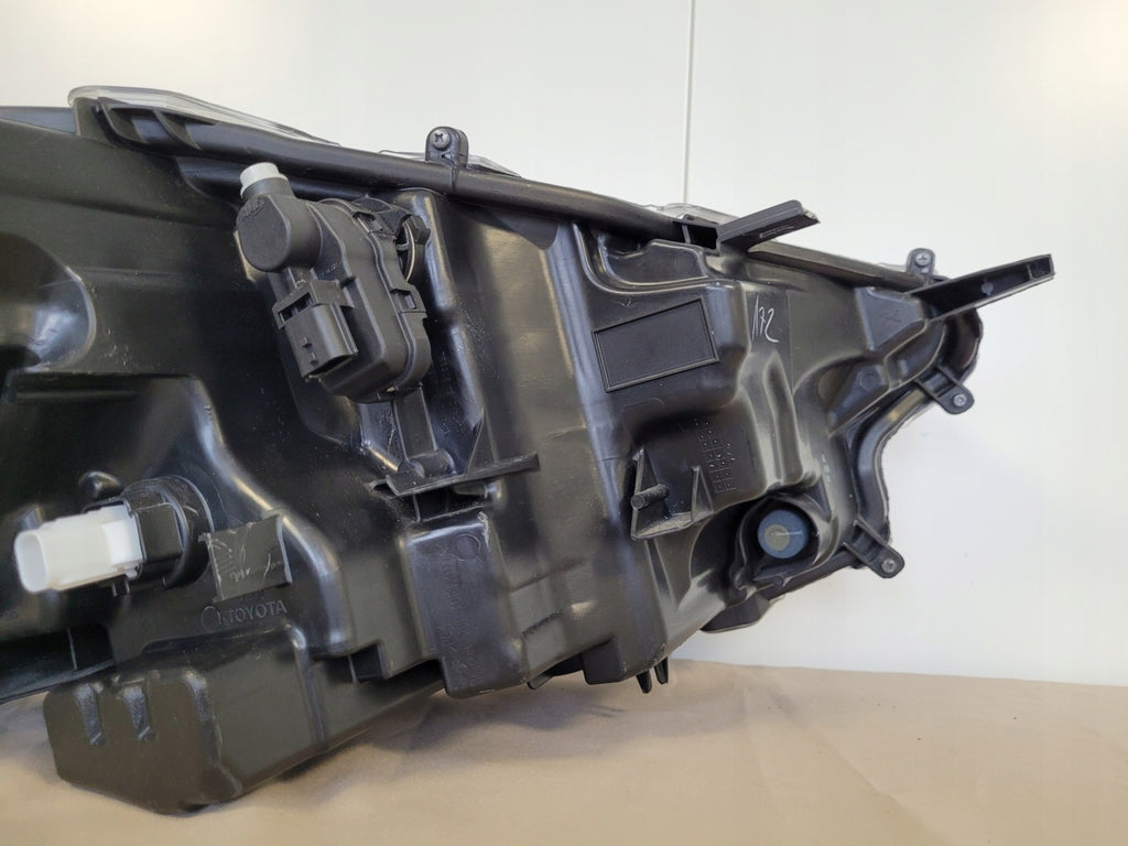Frontscheinwerfer Toyota 4 Yaris EUK0-8 Full LED Links Scheinwerfer Headlight SCH9866410174kh