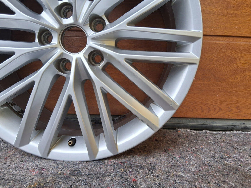 1x Alufelge 18 Zoll 7.0" 5x112 45ET Glanz Silber 575601025D Seat Ateca Rim Wheel FEL5458151878zx