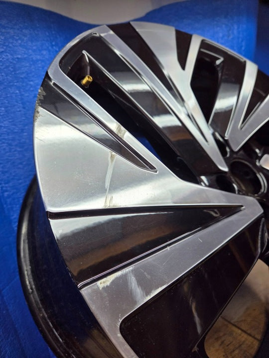 1x Alufelge 21 Zoll 9.0" 5x112 42ET 11A601025T VW Id.4 Rim Wheel FEL7500354924hx