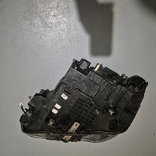 Laden Sie das Bild in den Galerie-Viewer, Frontscheinwerfer BMW X1 F48 7495004 LED Rechts Scheinwerfer Headlight SCH7113722587ka