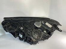 Laden Sie das Bild in den Galerie-Viewer, Frontscheinwerfer BMW G11 7946772 Rechts Scheinwerfer Headlight SCH3330898648sn