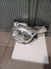 Laden Sie das Bild in den Galerie-Viewer, Frontscheinwerfer Citroën C1 II 90060985 Links Scheinwerfer Headlight SCH8818788516zs