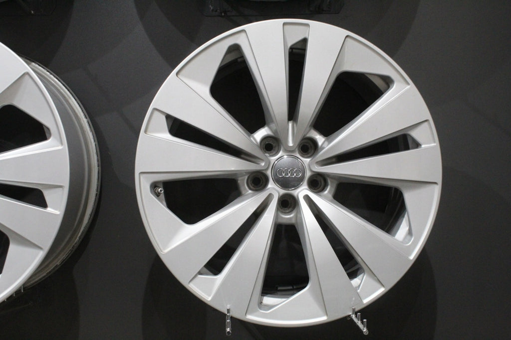 4x Alufelge 19 Zoll 8.5" 5x112 20ET Glanz Silber 4M8601025 Audi Rim Wheel FEL8021832675gn