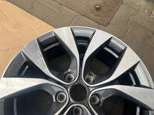 Laden Sie das Bild in den Galerie-Viewer, 1x Alufelge 17 Zoll 7.0&quot; 5x114.3 35ET Glanz Schwarz 403009172 Mg Megane 1