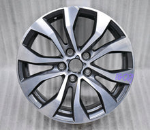 Load image into Gallery viewer, 1x Alufelge 17 Zoll 7.0" 5x114.3 43ET 403007202R Mg Talisman Rim Wheel FEL2875363109ug