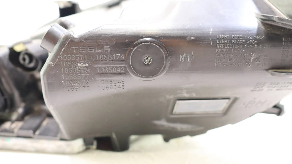 Frontscheinwerfer Tesla Model S 1053575-00-C LED Ein Stück (Rechts oder Links)