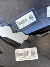 Laden Sie das Bild in den Galerie-Viewer, Frontscheinwerfer Ford Kuga LV4B-13E016-AP Full LED Rechts oder Links SCH7868784619df