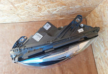 Laden Sie das Bild in den Galerie-Viewer, Frontscheinwerfer Mercedes-Benz W246 A2469066901 LED Links Headlight SCH7697747342no