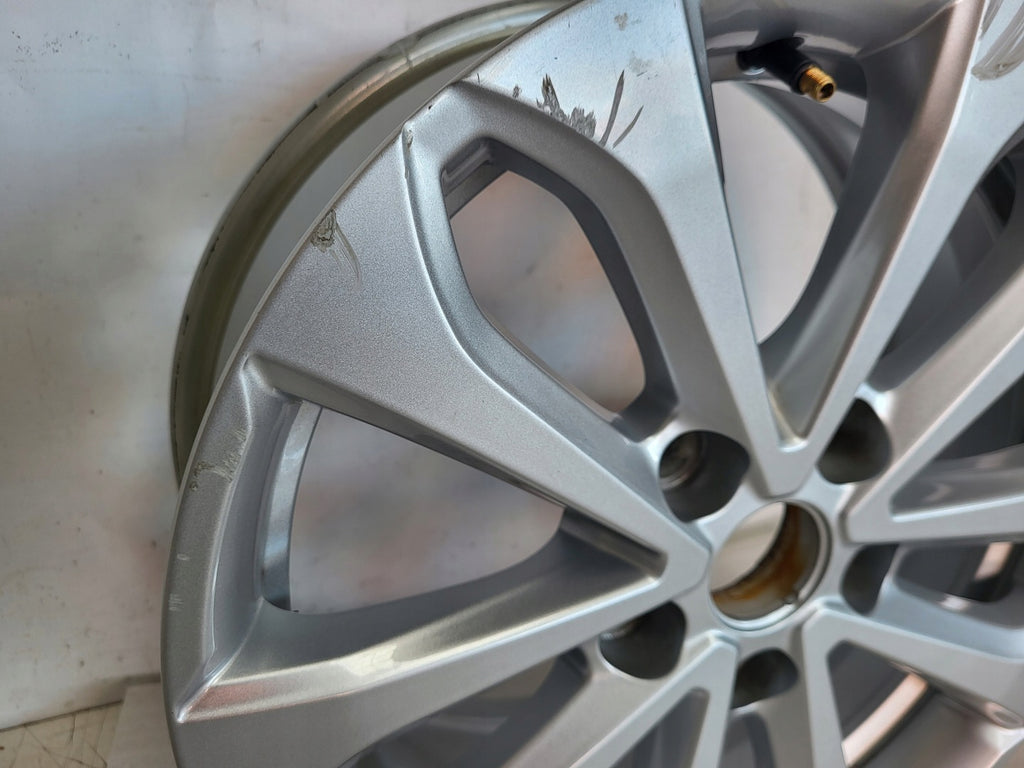 1x Alufelge 16 Zoll 6.5" 5x114.3 44ET Glanz Silber 403007521R Renault Zoe