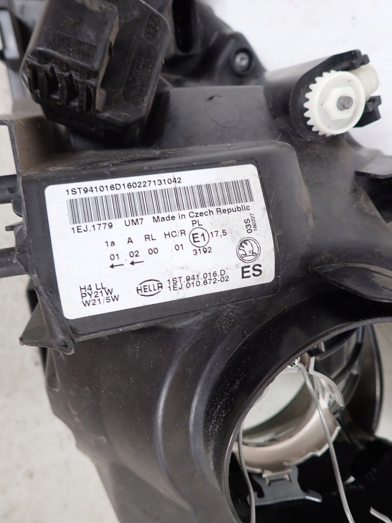 Frontscheinwerfer Skoda Citigo 1ST941016D Rechts Scheinwerfer Headlight