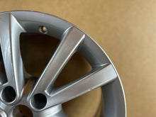 Laden Sie das Bild in den Galerie-Viewer, 1x Alufelge 17 Zoll 5x114.3 45ET KBA51691 KE4096F200 Nissan Qashqai I Rim Wheel FEL8295453222nh