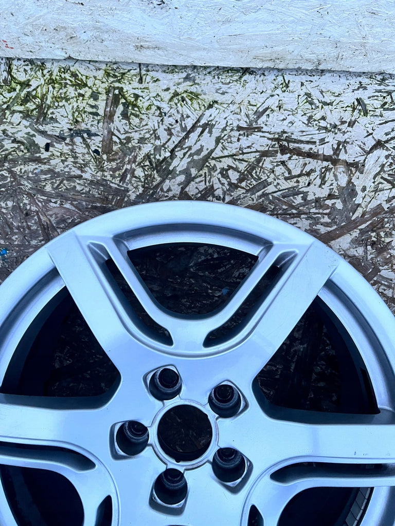 1x Alufelge 18 Zoll 8.0" 5x112 39ET Glanz Silber 8R0601025A Audi Rim Wheel FEL3788769481su
