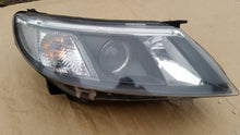 Laden Sie das Bild in den Galerie-Viewer, Frontscheinwerfer Saab 93 II 1EL01031702 Xenon Rechts Scheinwerfer Headlight