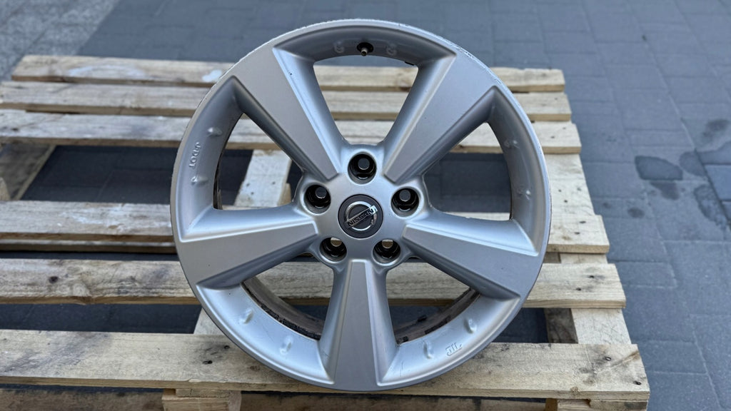 1x Alufelge 17 Zoll 6.5" 5x114.3 40ET Glanz Silber 40300-EY17C Nissan Qashqai I FEL7748113513qi