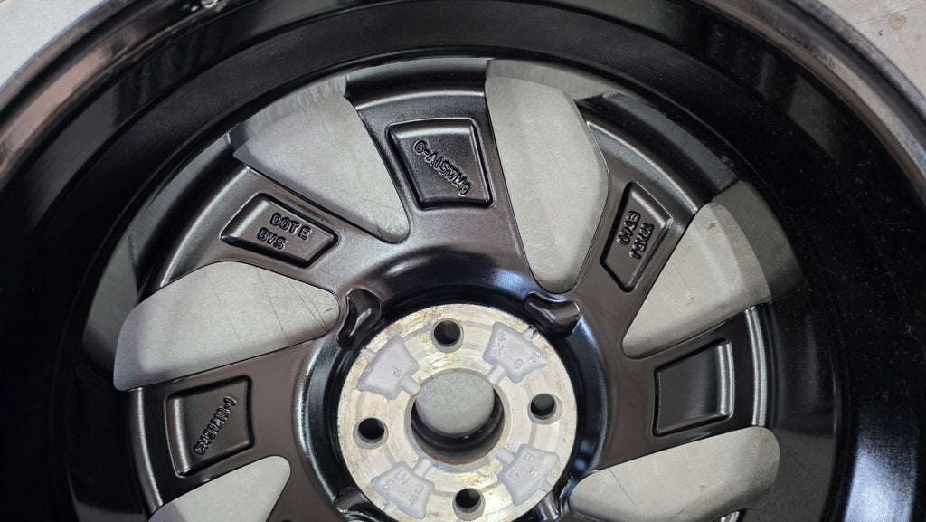1x Alufelge 17 Zoll 5.0" 4x100 40ET Glanz CMS1210-7 Toyota Aygo X Rim Wheel FEL5778647740zh