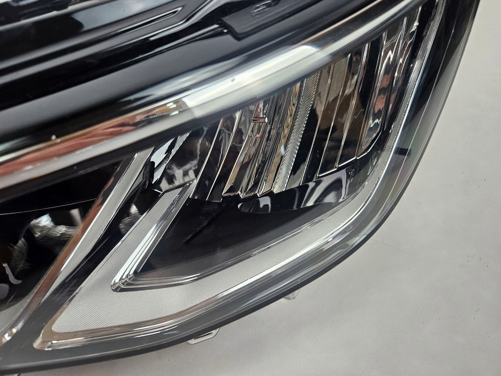 Frontscheinwerfer VW Golf VIII 5H1941005 LED Ein Stück (Rechts oder Links) SCH5166211007mw