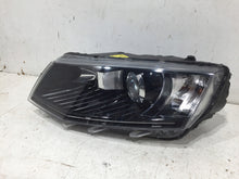 Laden Sie das Bild in den Galerie-Viewer, Frontscheinwerfer Skoda Octavia III 5E1941015B Xenon Links Headlight SCH3030970204yj