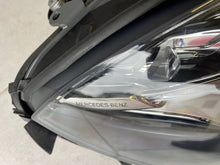 Laden Sie das Bild in den Galerie-Viewer, Frontscheinwerfer Mercedes-Benz W212 A2129063203 LED Rechts Headlight SCH1996341715km