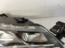 Load image into Gallery viewer, Frontscheinwerfer Seat Leon 5F1941006B Rechts Scheinwerfer Headlight