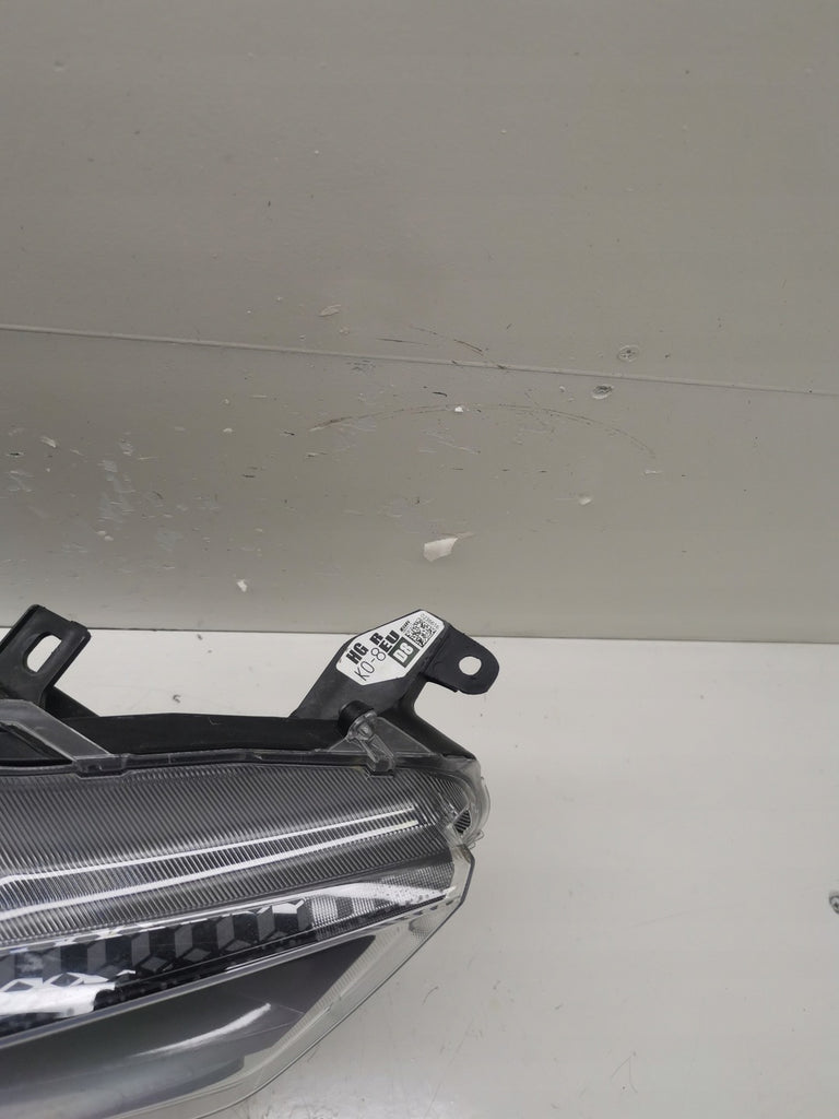 Frontscheinwerfer Toyota 4 Yaris LED Rechts Scheinwerfer Headlight