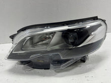 Laden Sie das Bild in den Galerie-Viewer, Frontscheinwerfer Peugeot Expert 00197125-04 Links Scheinwerfer Headlight SCH7133672386st
