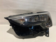 Laden Sie das Bild in den Galerie-Viewer, Frontscheinwerfer Audi Q3 83A941011 LED Links Scheinwerfer Headlight
