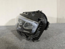 Laden Sie das Bild in den Galerie-Viewer, Frontscheinwerfer Mercedes-Benz Cla A1189062600 Rechts Scheinwerfer Headlight SCH7831433618bv