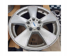 Load image into Gallery viewer, 1x Alufelge 18 Zoll 8.5" 5x114.3 45ET Glanz Silber KBA74035 Rim Wheel FEL8950340491vl