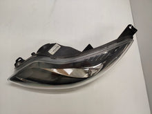 Laden Sie das Bild in den Galerie-Viewer, Frontscheinwerfer Ford Focus BM51-13W030-RA Ein Stück (Rechts oder Links) SCH5878940626vy