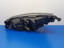 Laden Sie das Bild in den Galerie-Viewer, Frontscheinwerfer Opel Astra J 13371596 1EG010011-62 Rechts Headlight SCH1509179524us