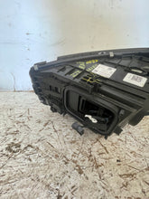 Load image into Gallery viewer, Frontscheinwerfer Mercedes-Benz W206 A2069066204 LED Rechts Headlight SCH1407007058qx