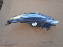 Laden Sie das Bild in den Galerie-Viewer, Frontscheinwerfer Renault Clio IV 260805362R Xenon Links Scheinwerfer Headlight