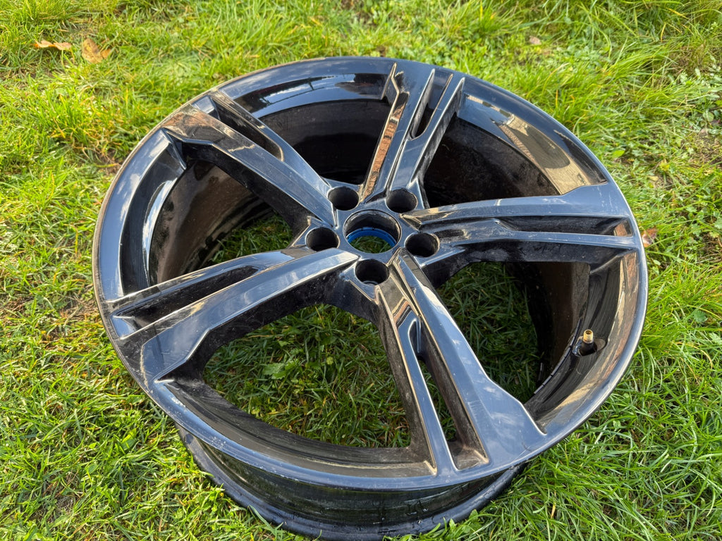 1x Alufelge 20 Zoll 9.0" 5x112 4N0071490 Audi A8 Rim Wheel FEL6284586127uv