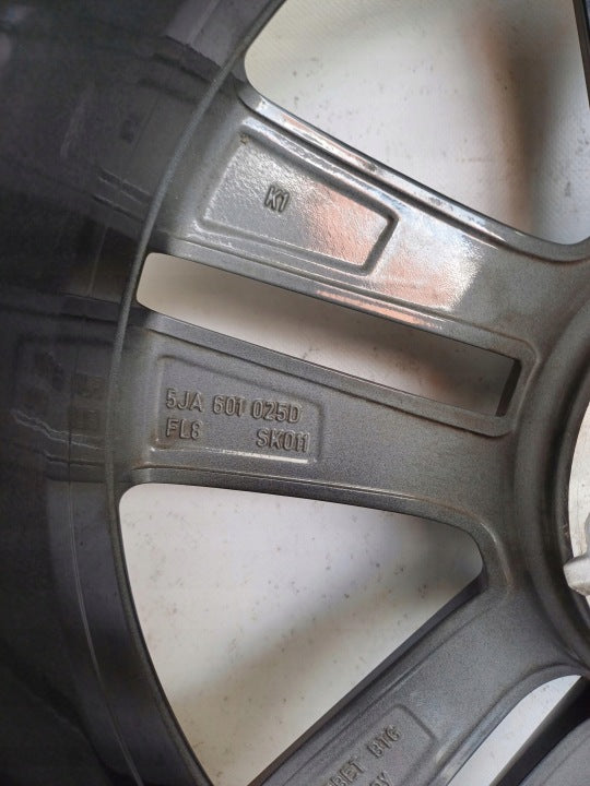 1x Alufelge 17 Zoll 7.0" 5x100 46ET 5JA601025D Skoda Rapid Rim Wheel FEL1831665779ko