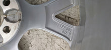 Load image into Gallery viewer, 1x Alufelge 17 Zoll 6.5" 5x100 48ET Glanz Silber 6F9601205H Seat Ibiza I FEL5096077604bz