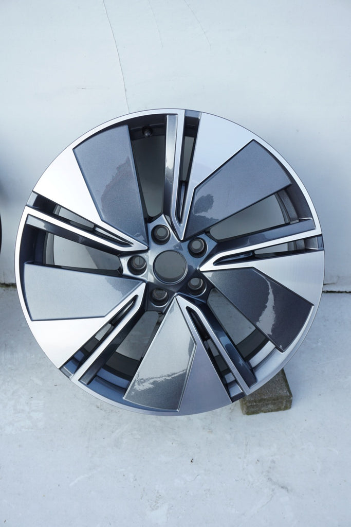 1x Alufelge 19 Zoll 8.0" 5x112 45ET Glanz Silber 5LA601025A Skoda Enyaq FEL8083488103xm